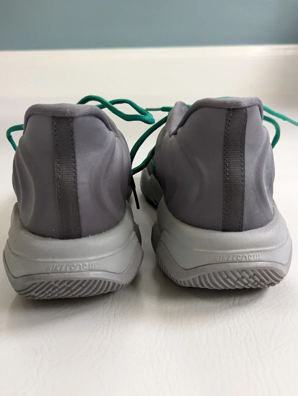 Nike Giannis Immortality 4 Size 9.5 Basketball Shoes Grey Green